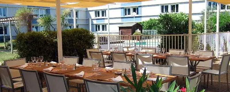 Ibis Styles Marseille Aeroport Hotel Vitrolles  Vitrolles (Bouches-du-Rhone)